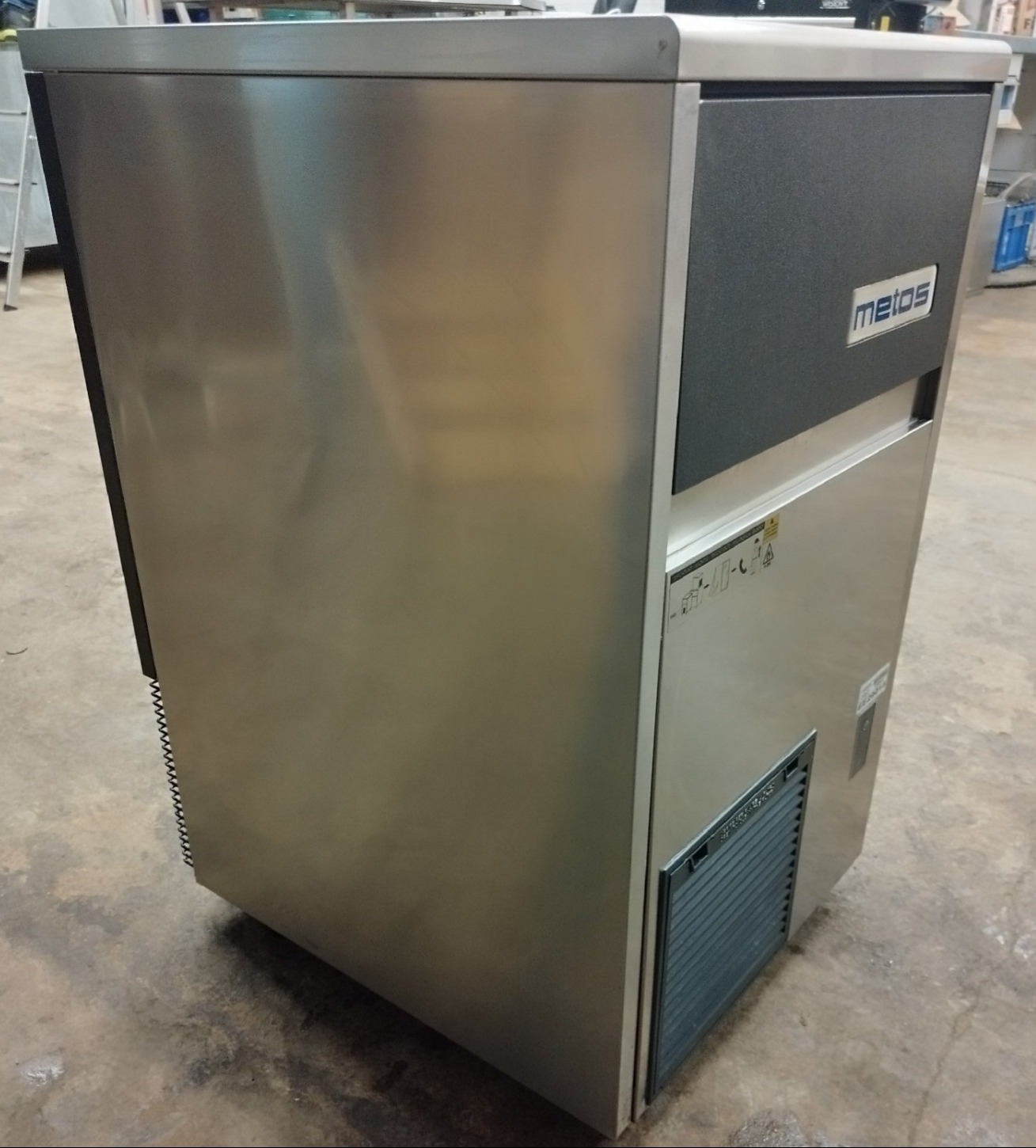 Jääkuubikumasin Metos CB 425A HC OUTLET