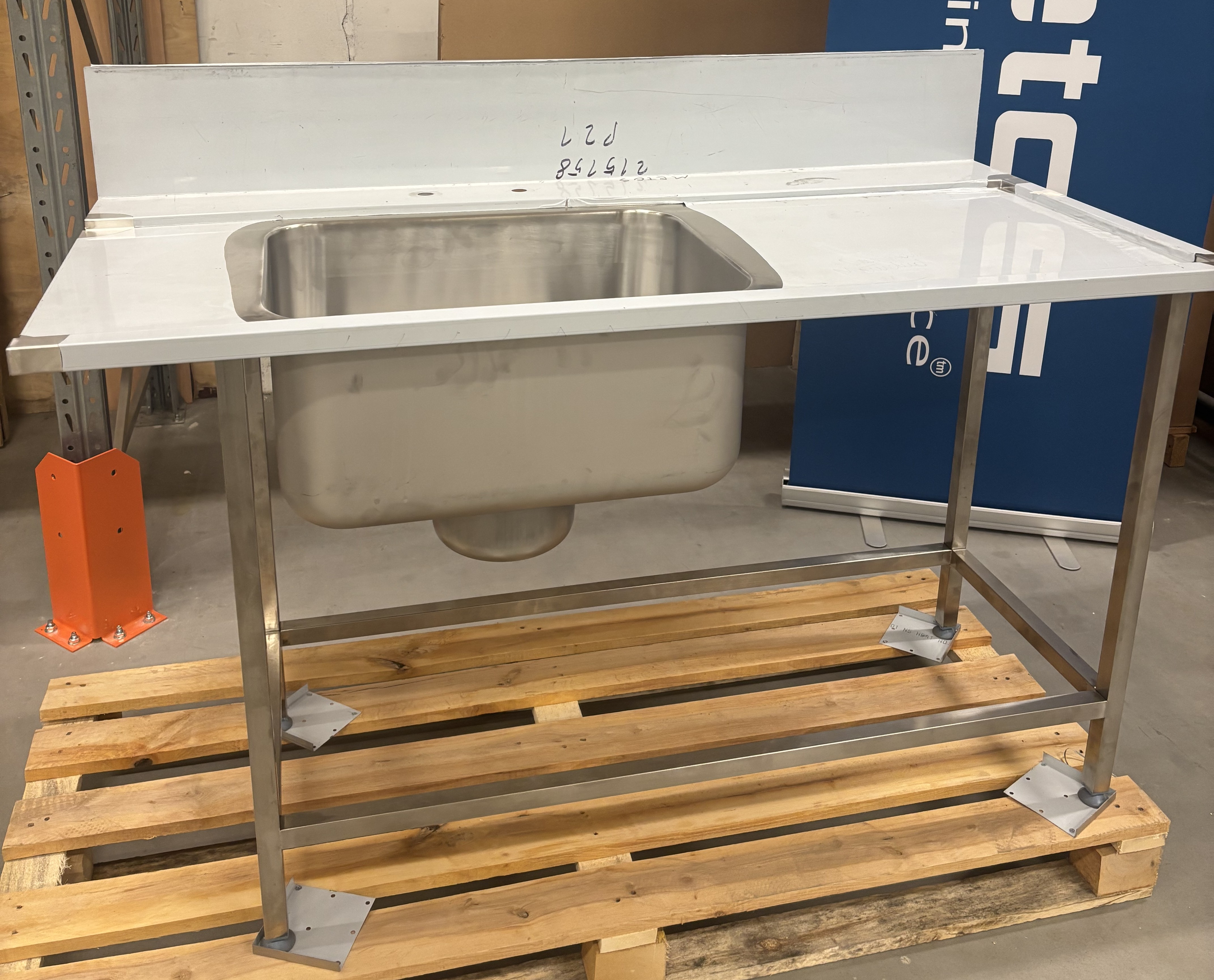 Eelpesulaud 1500*700*900 mm liidesega OUTLET